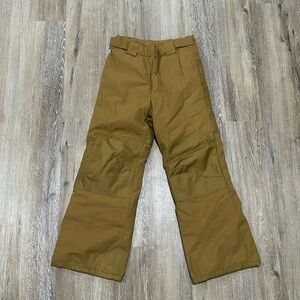 NWOT smonty 10-12youth ski pants. Tan and adjustable